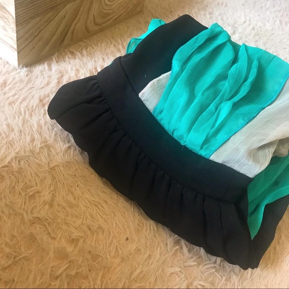 Beautiful designer party dress! - Picture 5 of 5